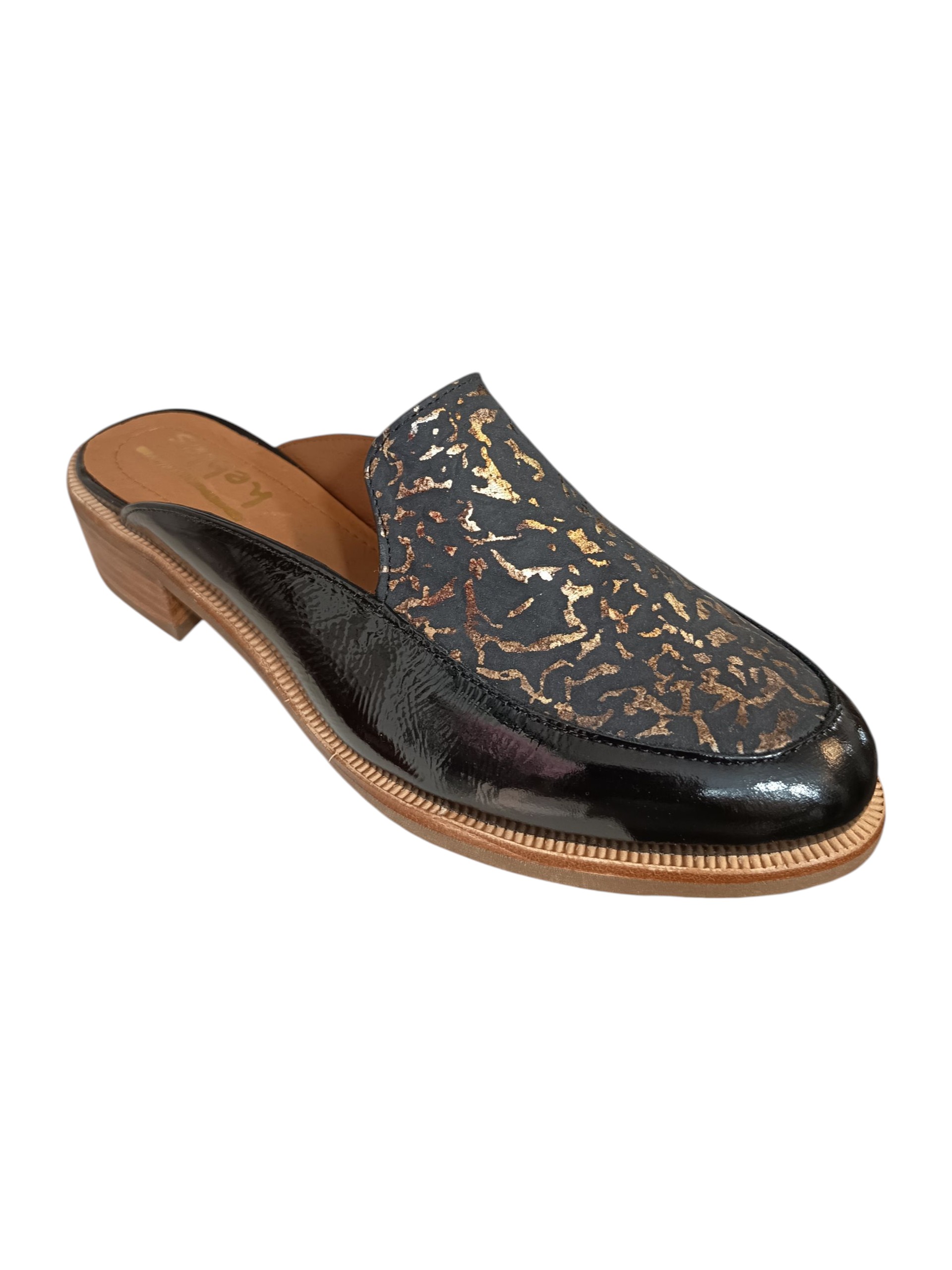 Alternative view of Puntilla Hebles - Richato Negro y Zeus Oro (8980)