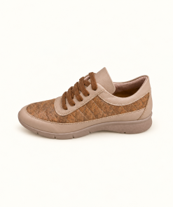 Zapatilla Hebles artículo 0660 taupe con Cabra Camel, vista lateral